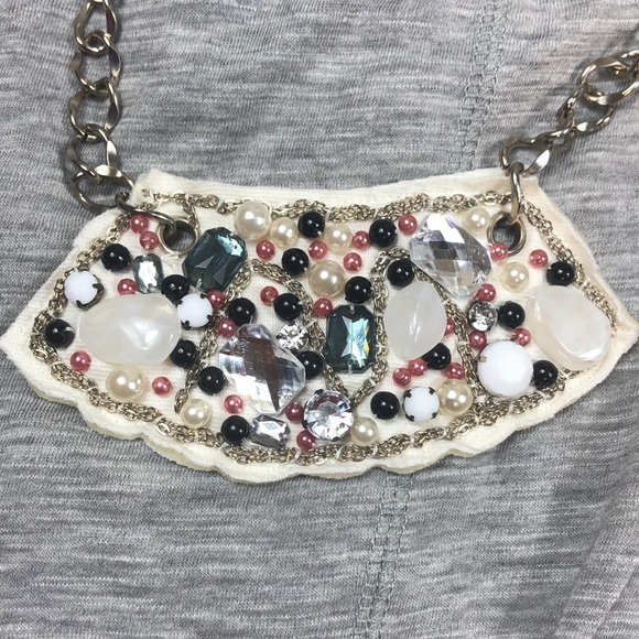 Alythea Chain Jewels Well Fitting In All Positions Tank Top - Picture 9 of 11